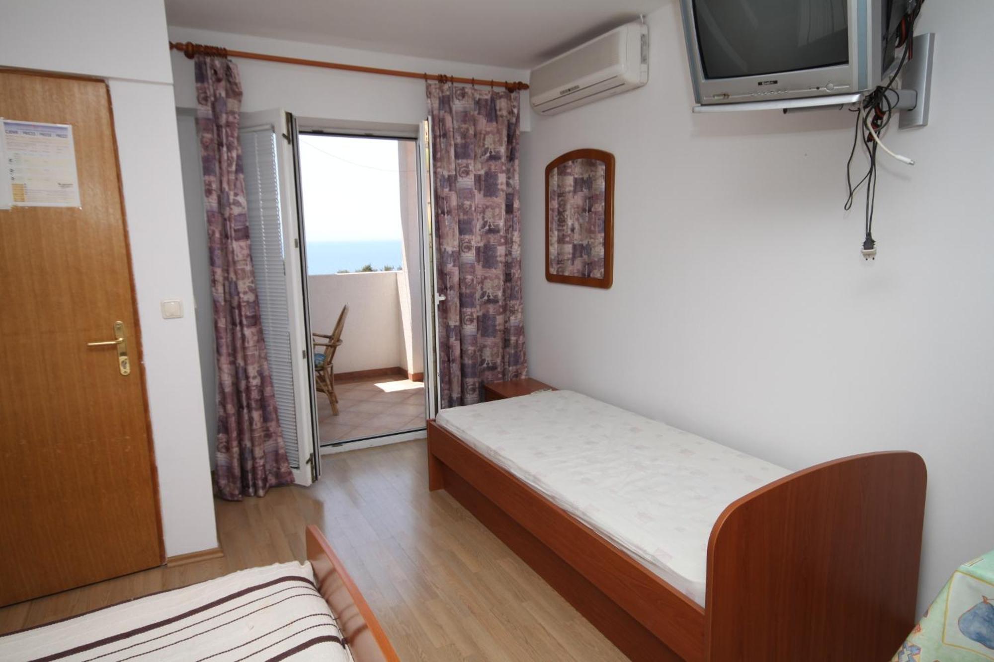 Apartments With A Parking Space Makarska - 6693 Rom bilde