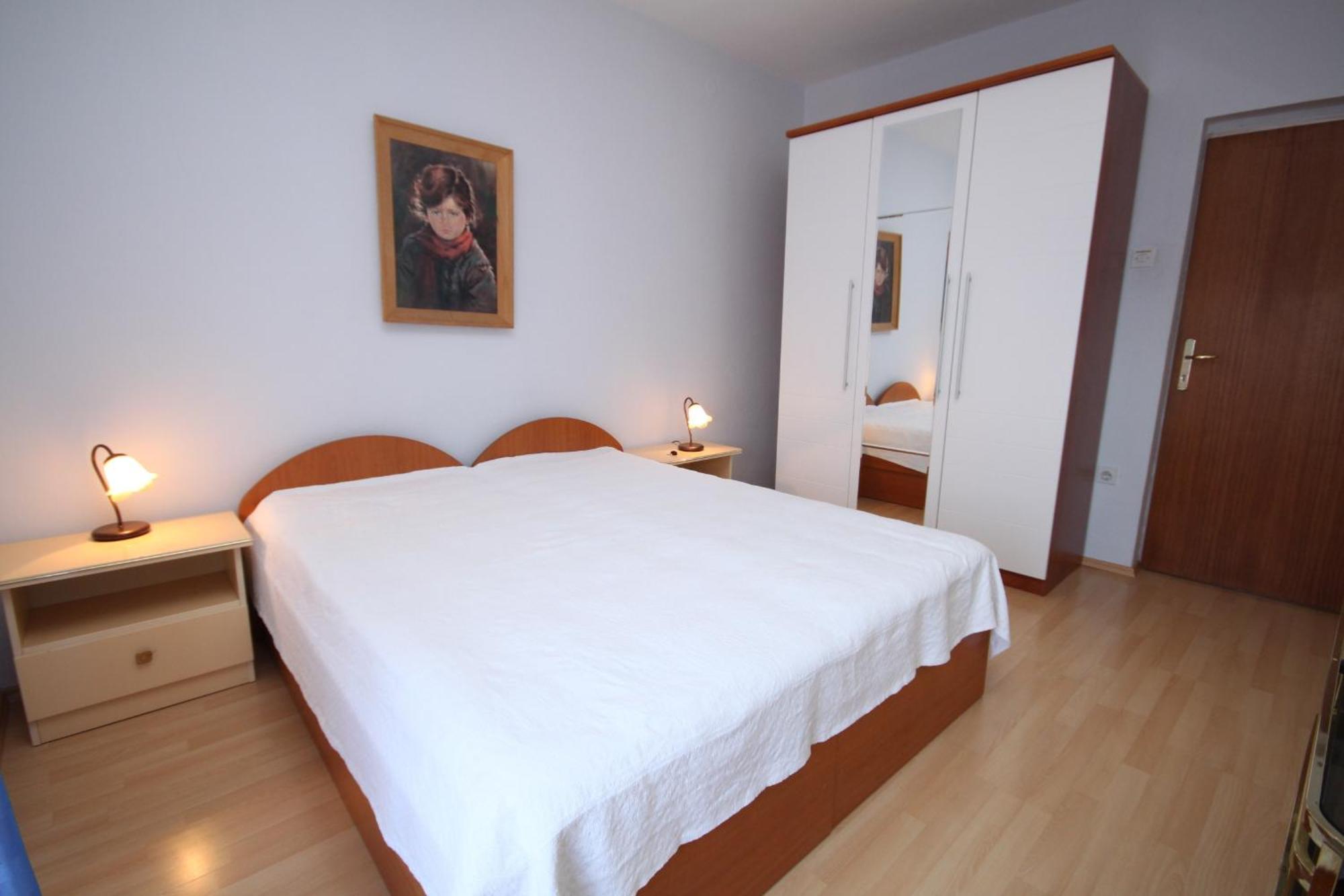 Apartments With A Parking Space Makarska - 6693 Rom bilde
